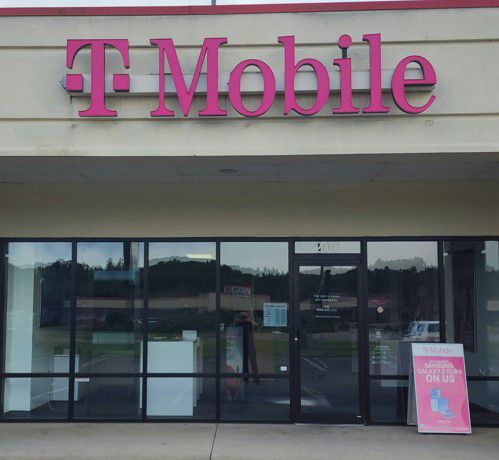 Exterior photo of T-Mobile Store at W Main St & Ridgeview Dr, Lowell, MI