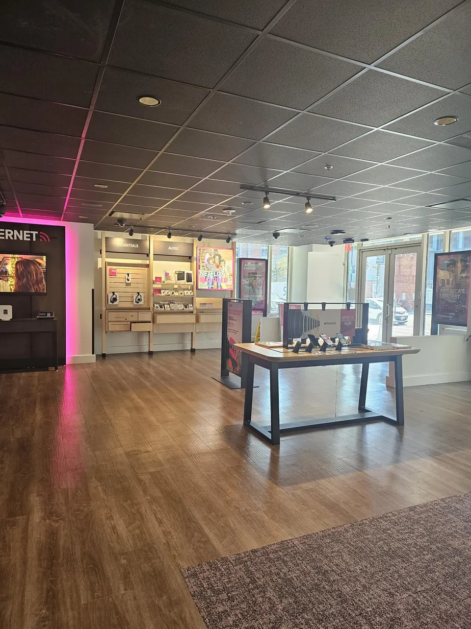  Interior photo of T-Mobile Store at M St & 4th St, Washington, DC 