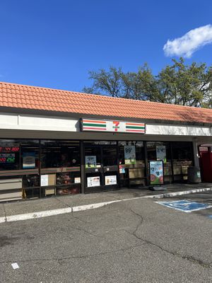 Image gallery for 7-Eleven
