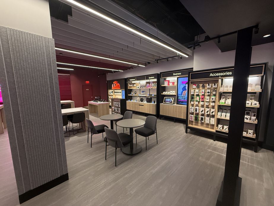  Interior photo of T-Mobile Store at Bellevue Square, Bellevue, WA 