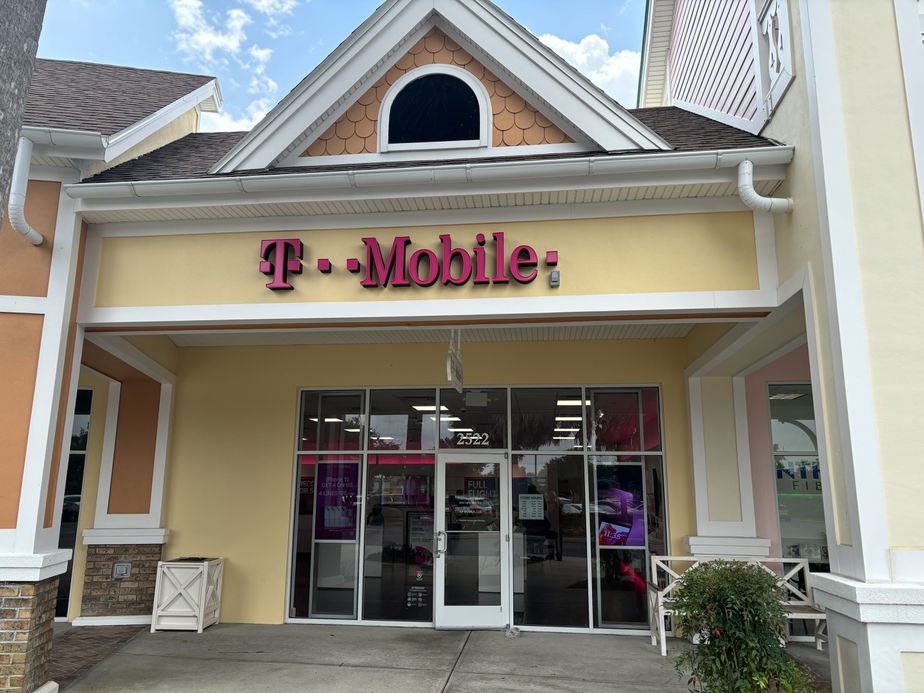 Exterior photo of T-Mobile Store at Burnsed Blvd in The Villages, The Villages, FL