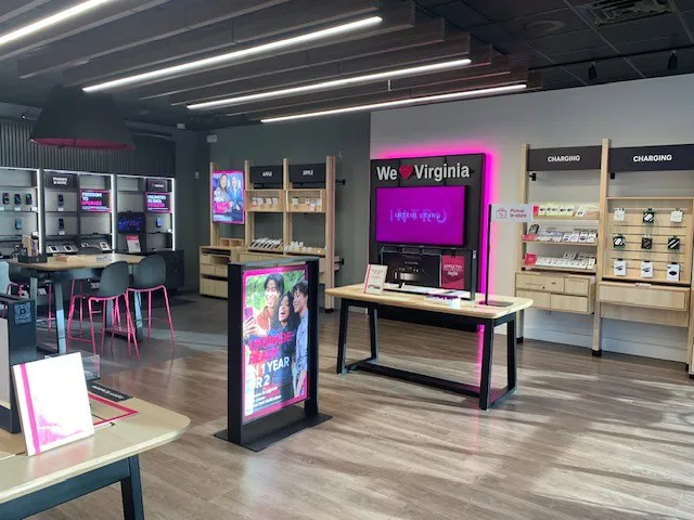  Interior photo of T-Mobile Store at Chippenham Forest Square, Richmond, VA 