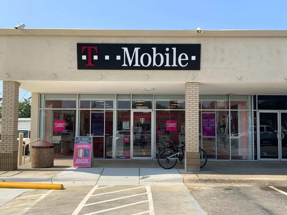 Exterior photo of T-Mobile store at Spring Valley Rd & Coit, Dallas, TX
