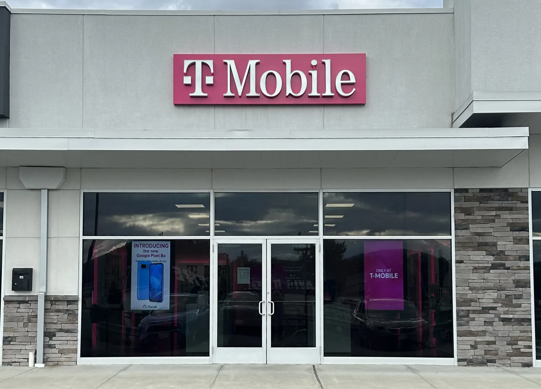 TMobile Ulster Ave & Kings Mall Ct Kingston, NY