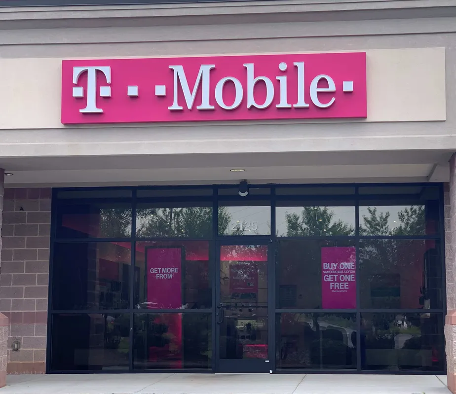 Exterior photo of T-Mobile store at Shoppes On The Boulevard, Hickory, NC