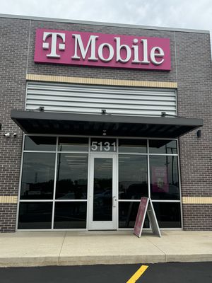 T-Mobile Authorized Retailer