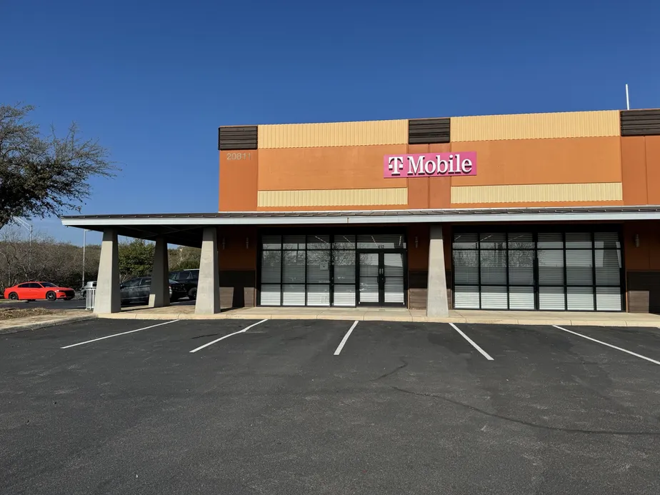 Exterior photo of T-Mobile Store at Stone Ridge Market, San Antonio, TX 