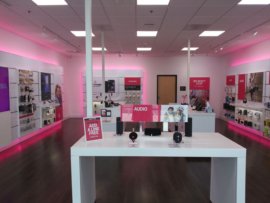 Interior photo of T-Mobile Store at Fourth Plain, Vancouver, WA