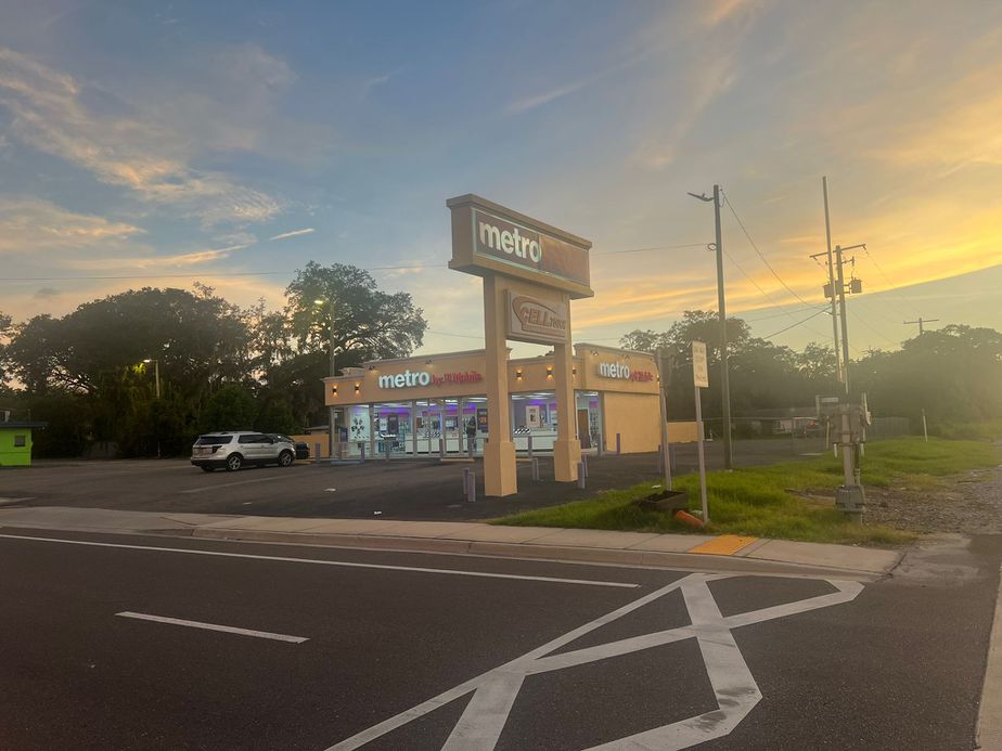 Image alt text