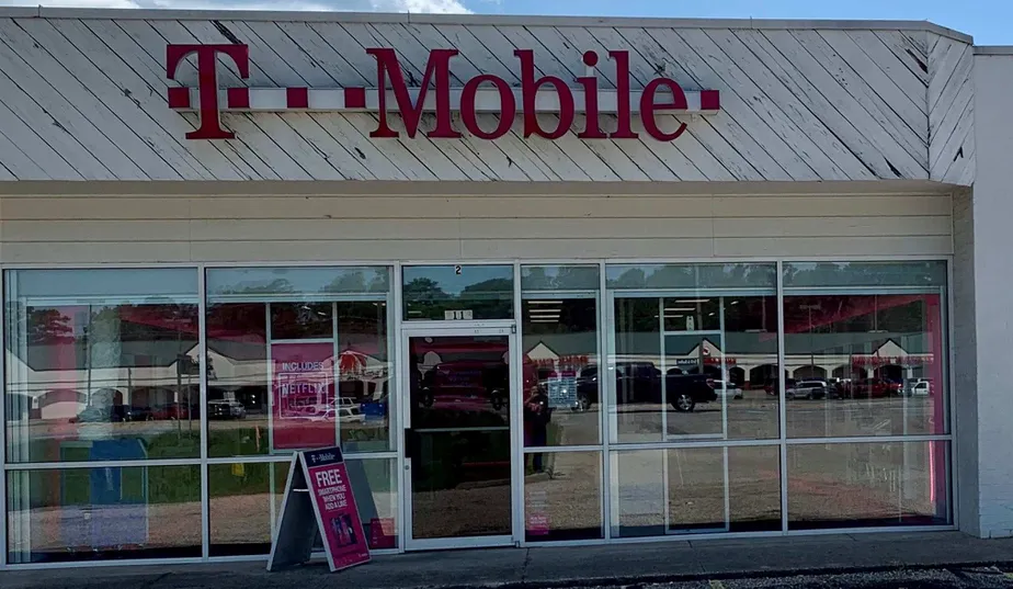 Foto del exterior de la tienda T-Mobile en Dothan, Dothan, AL