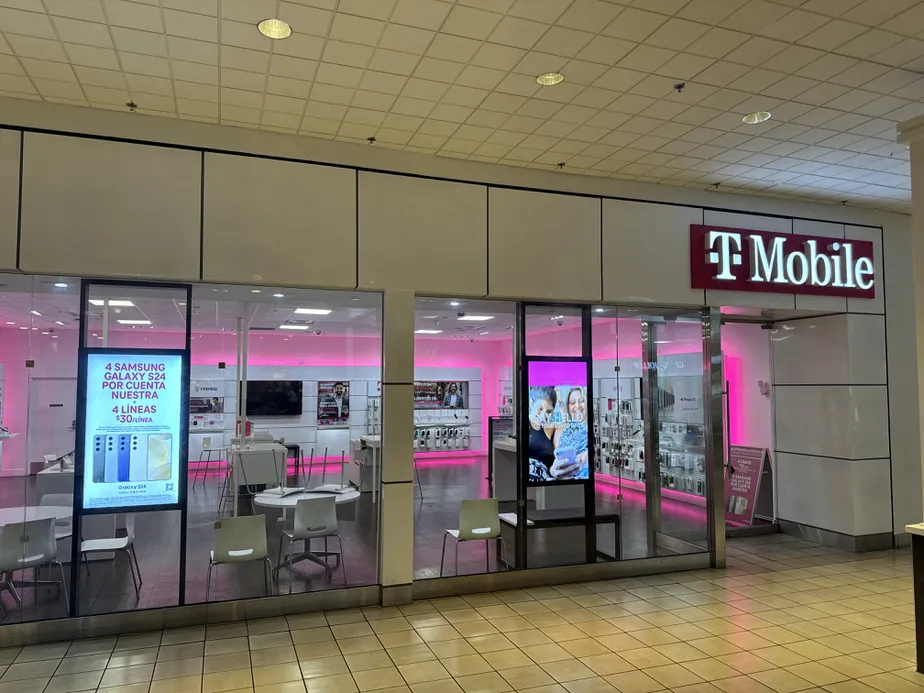  Exterior photo of T-Mobile Store at Mall at Prince George's, Hyattsville, MD 