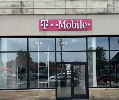 T-Mobile Authorized Retailer