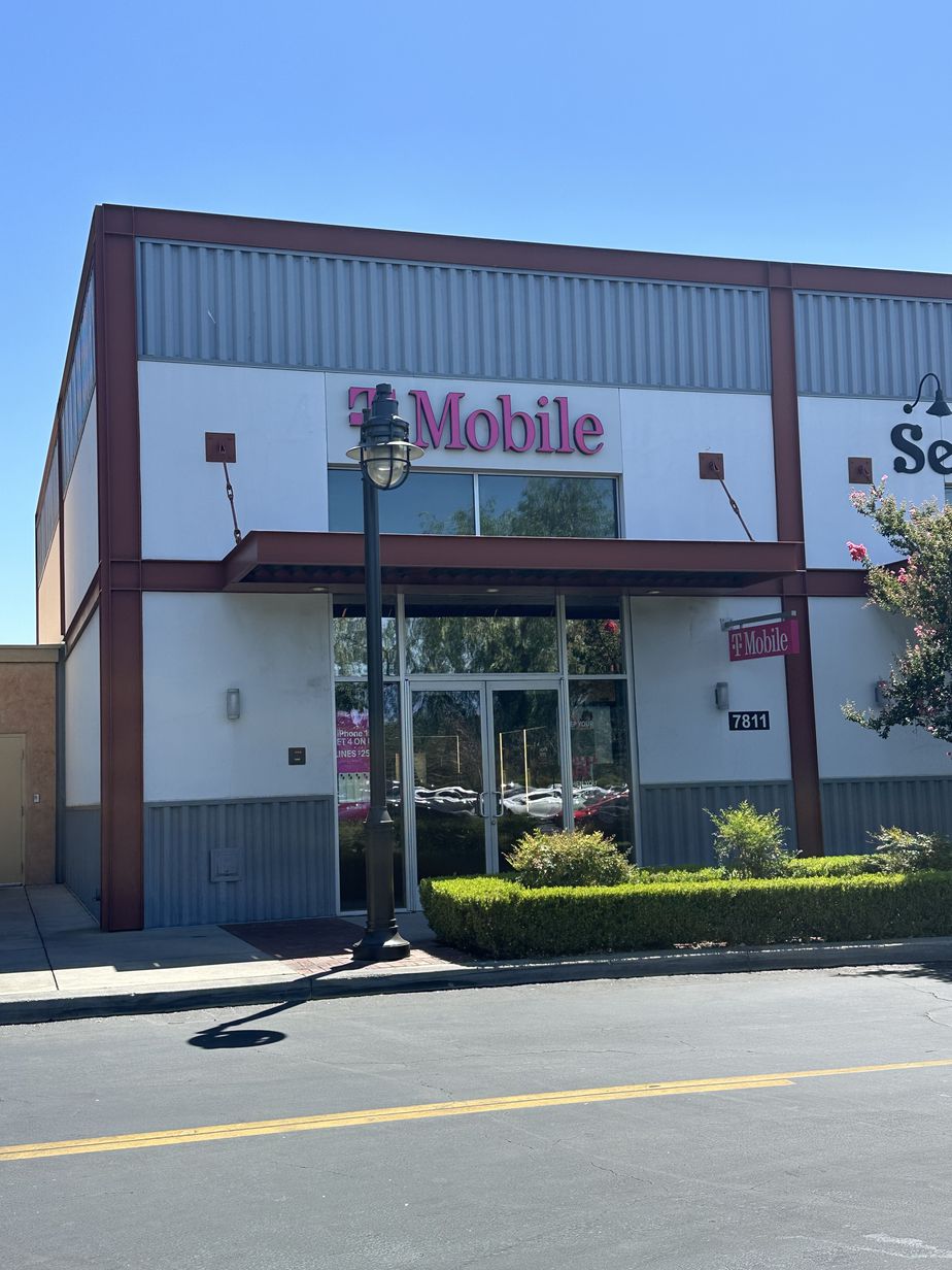 Exterior photo of T-Mobile Store at Victoria Gardens, Rancho Cucamonga, CA