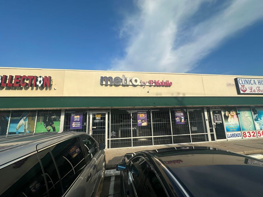 Image alt text