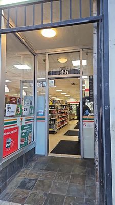 Image gallery for 7-Eleven