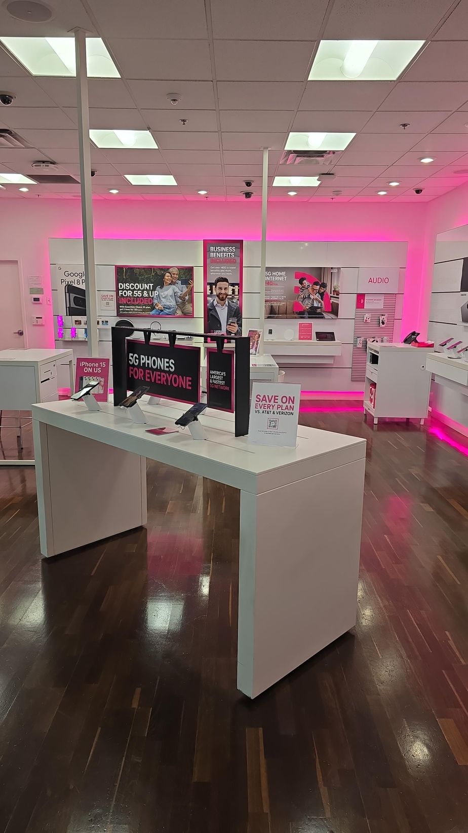Interior photo of T-Mobile Store at Pembroke Lakes Mall, Pembroke Pines, FL