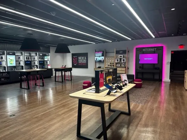  Interior photo of T-Mobile Store at Eagle Rd & N Cajun Ct, Meridian, ID 