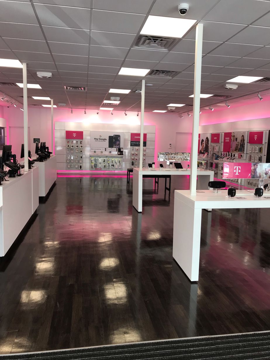 Interior photo of T-Mobile Store at Mariner Blvd & Northcliffe Blvd, Spring Hill, FL