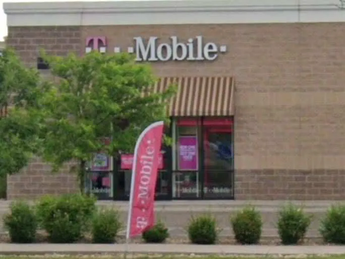 Exterior photo of T-Mobile store at 55th & Wadsworth, Arvada, CO