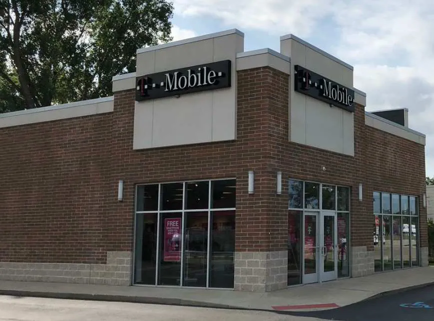 Exterior photo of T-Mobile store at Telegraph & Crowley, Taylor, MI