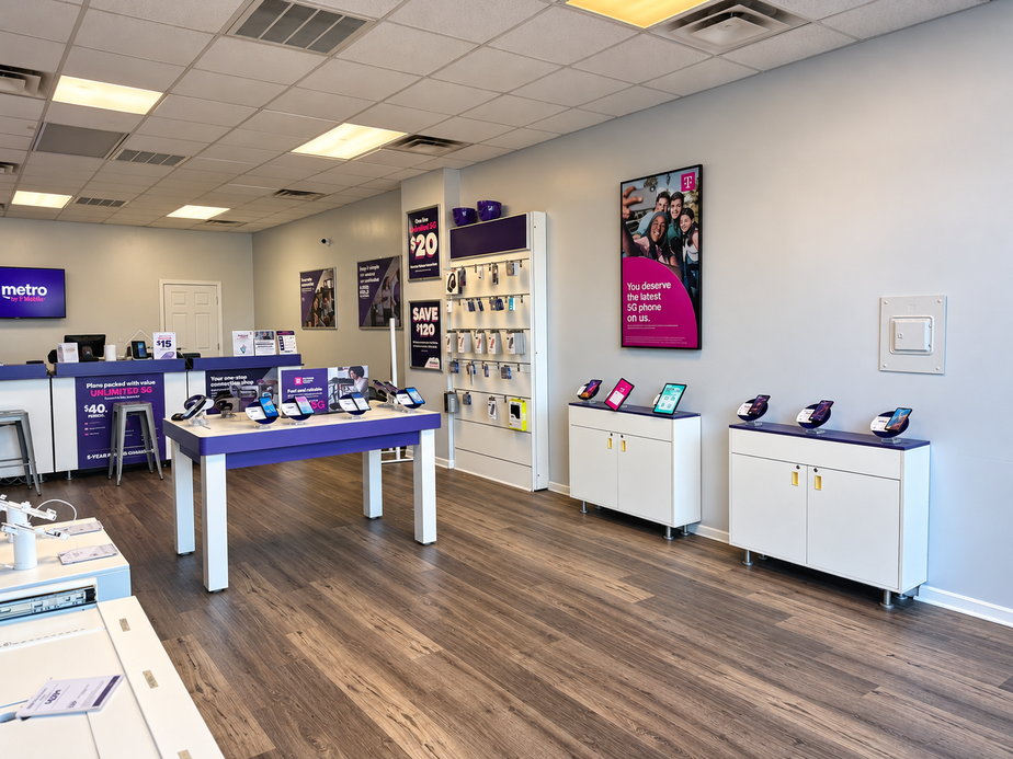 Metro by T-Mobile 124 Sibley St - 124 Sibley St 