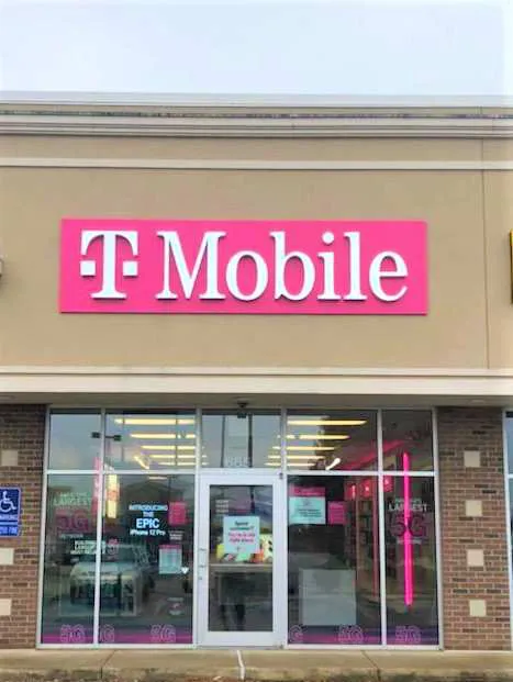  Exterior photo of T-Mobile store at Colemans Xing & Bridgewater Dr, Marysville, OH 