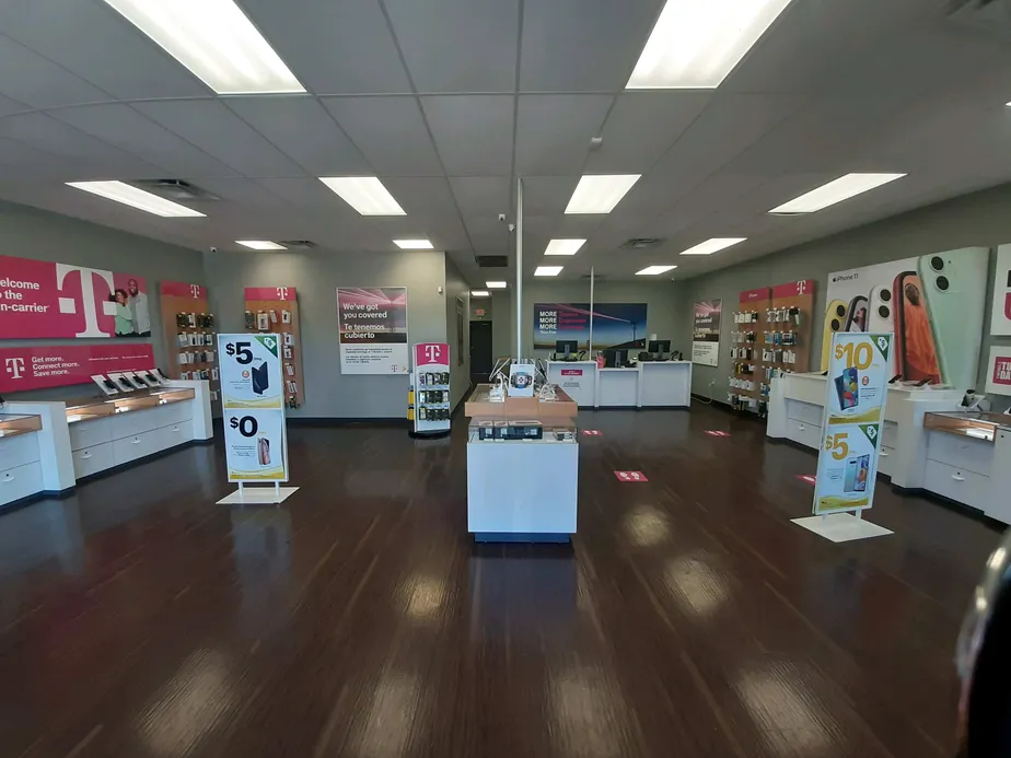 Interior photo of T-Mobile Store at W Market St & W US Hwy 224, Tiffin, OH