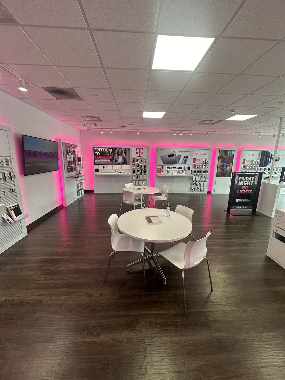 Interior photo of T-Mobile Store at Broadway & Vigo, Eureka, CA
