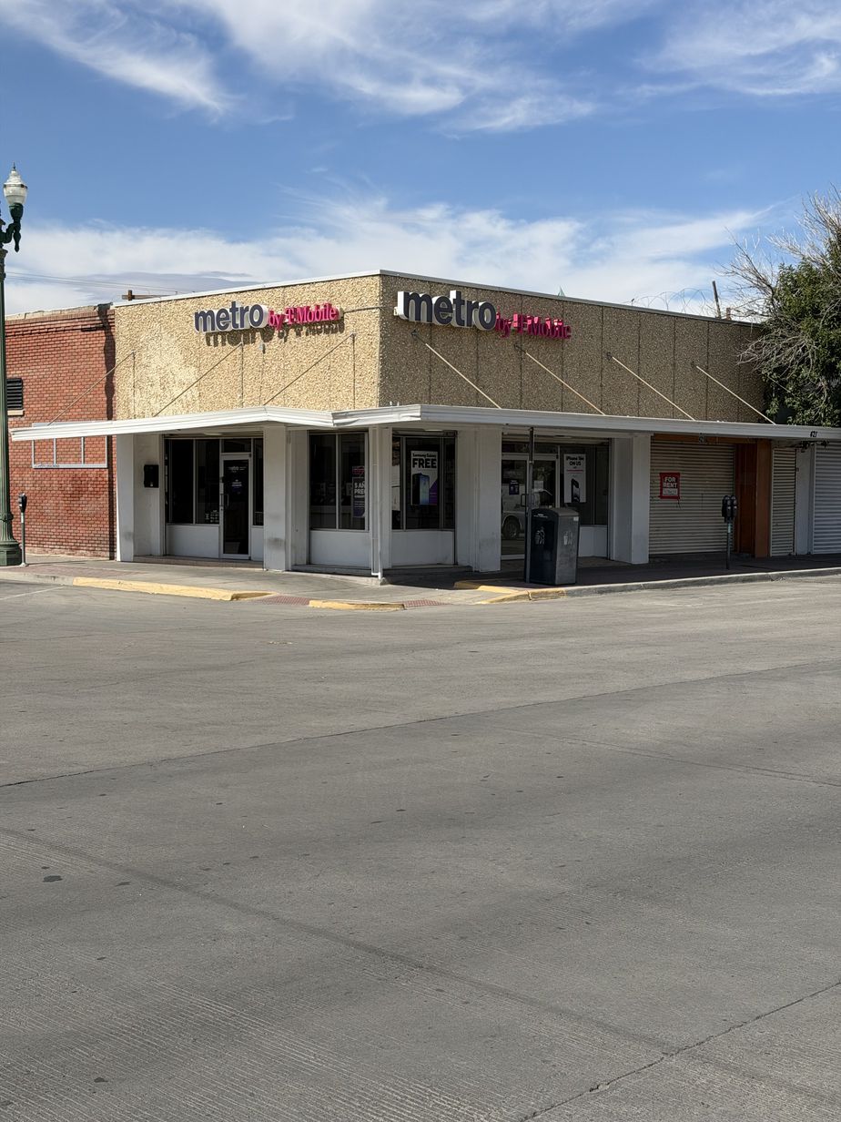 Metro by T-Mobile 421 S Stanton St - 421 S Stanton St 