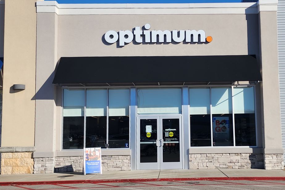 Optimum Vienna - 850 Grand Central Mall