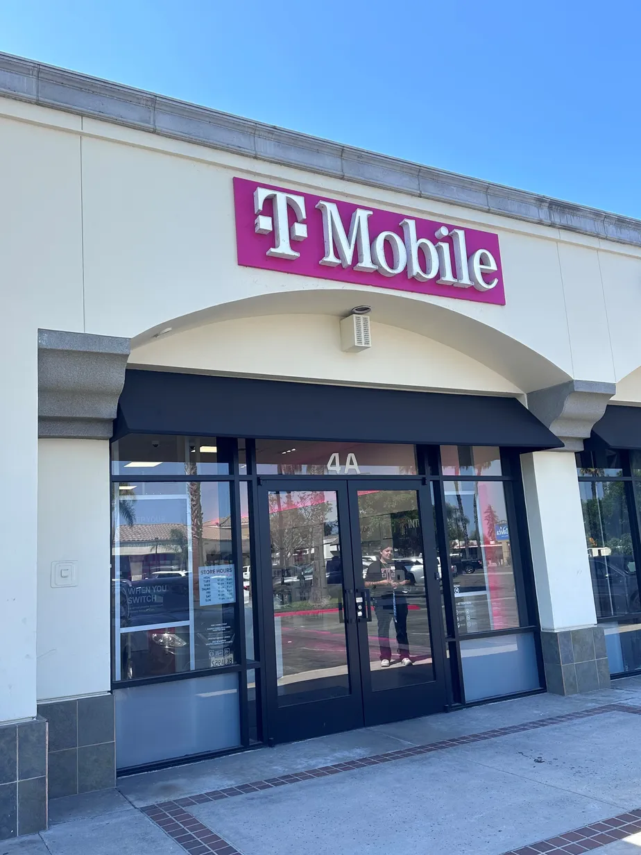  Exterior photo of T-Mobile Store at Harbor & Mcfadden, Santa Ana, CA 