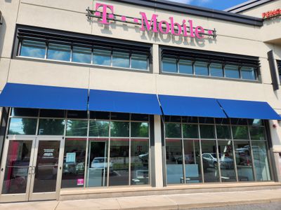 T-Mobile Authorized Retailer