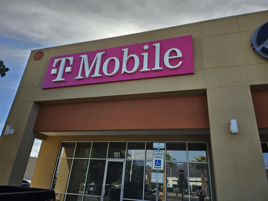 Exterior photo of T-Mobile Store at Hondo Pass & Dyer, El Paso, TX