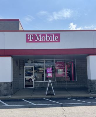 T-Mobile Authorized Retailer