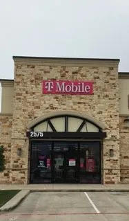  Exterior photo of T-Mobile Store at E League City Pkwy & S Shore Blvd, League City, TX 