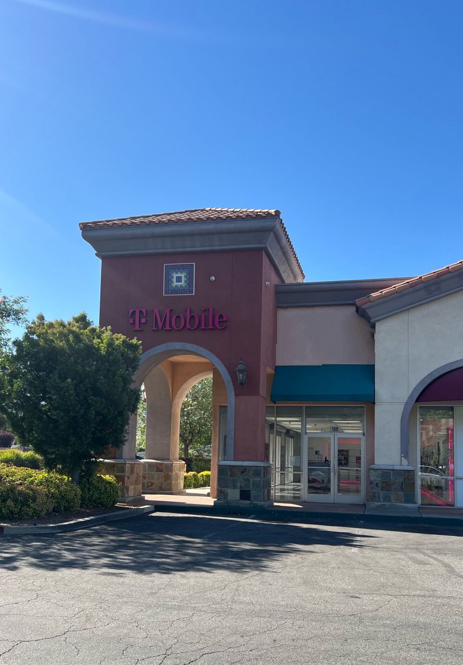 Exterior photo of T-Mobile Store at Soledad Canyon Rd & Shangri-la Dr, Santa Clarita, CA