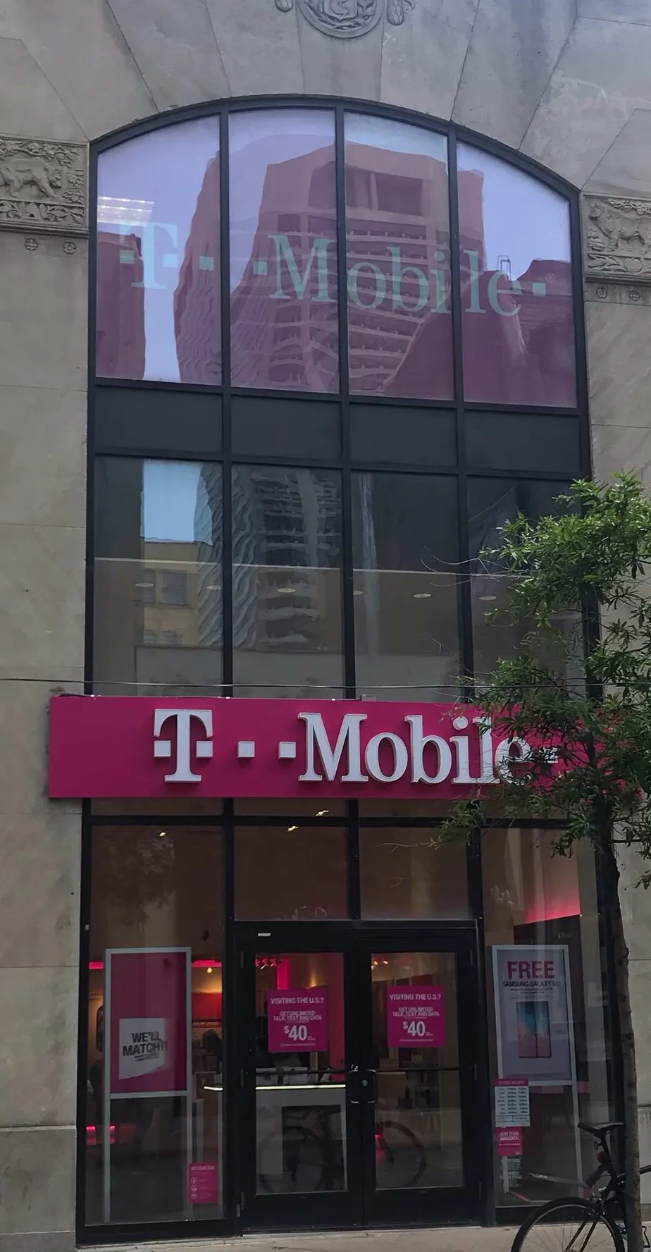 Exterior photo of T-Mobile store at 15th & Walnut, Philadelphia, PA