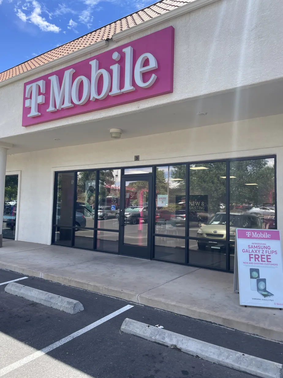 Exterior photo of T-Mobile Store at E Main St & 700E, Price, UT