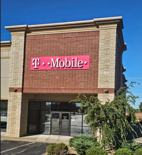 Exterior photo of T-Mobile Store at S Range Line Rd & 18th St, Joplin, MO