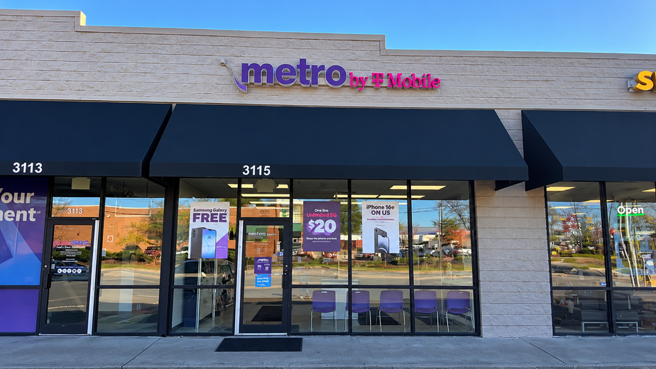 Metro by T-Mobile 3115 W Galbraith Rd - 3115 W Galbraith Rd 