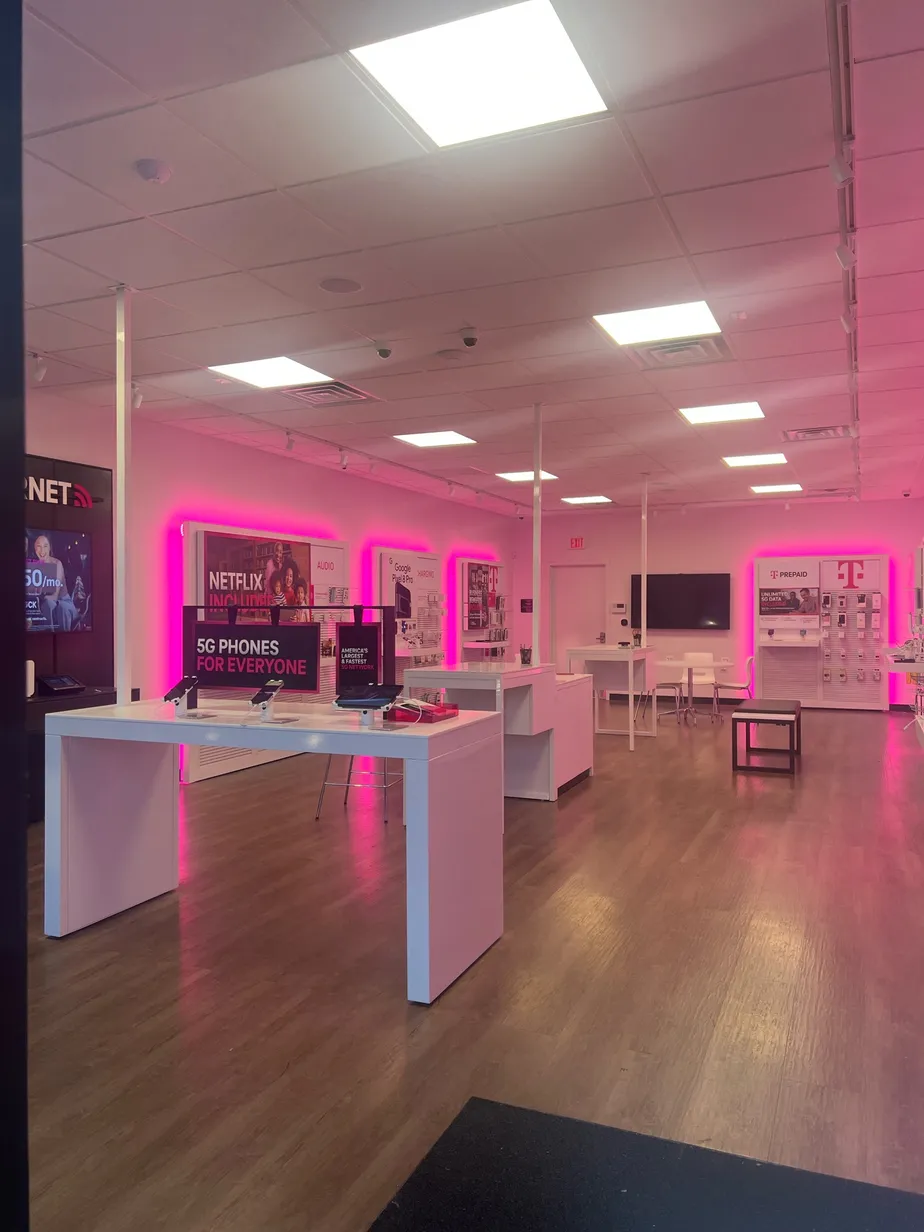  Interior photo of T-Mobile Store at Old Brg Matawan Rd & Gaub Rd, Old Bridge, NJ 
