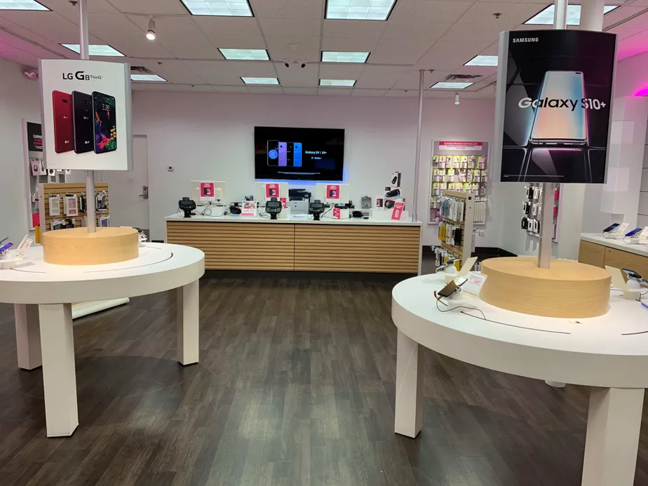 Interior photo of T-Mobile Store at Thunderbird & 35th, Phoenix, AZ