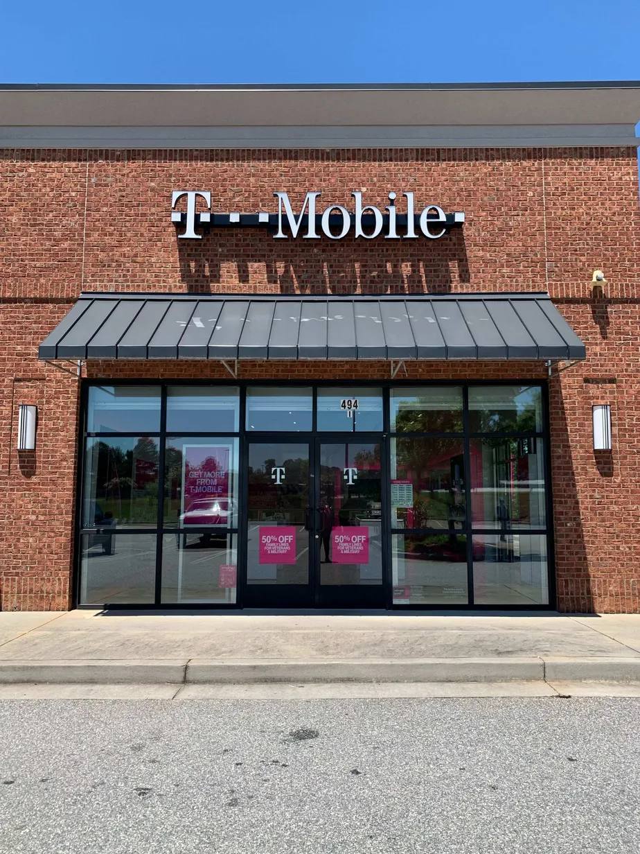 Exterior photo of T-Mobile store at Booth Rd & S Davis Rd, Warner Robins, GA