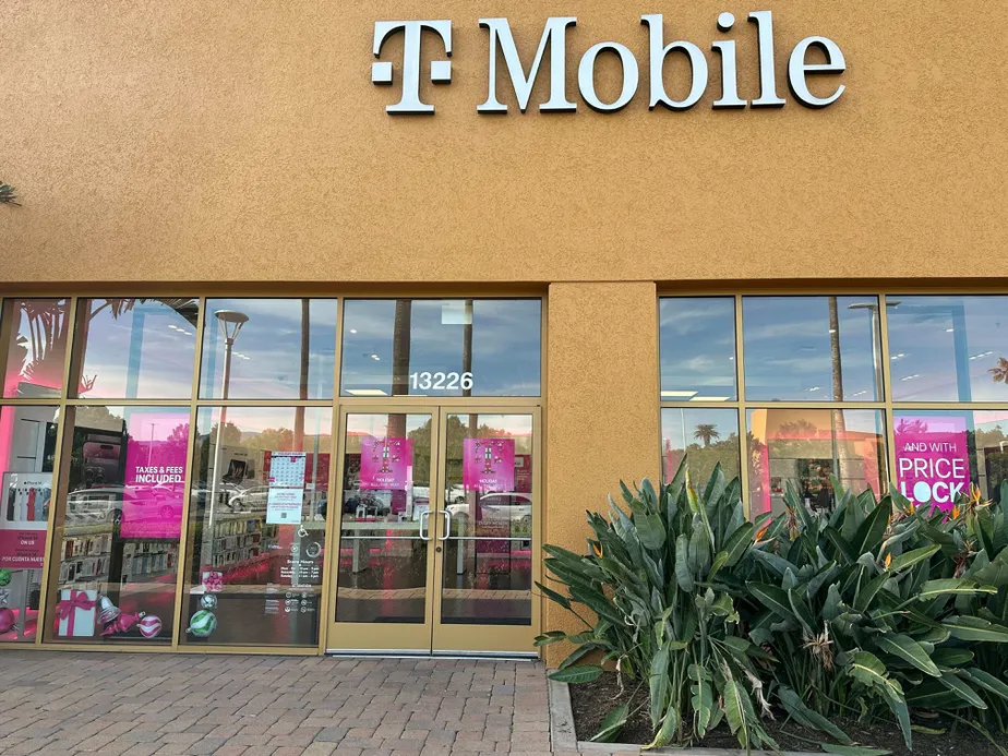 Exterior photo of T-Mobile Store at Jamboree & Irvine, Irvine, CA