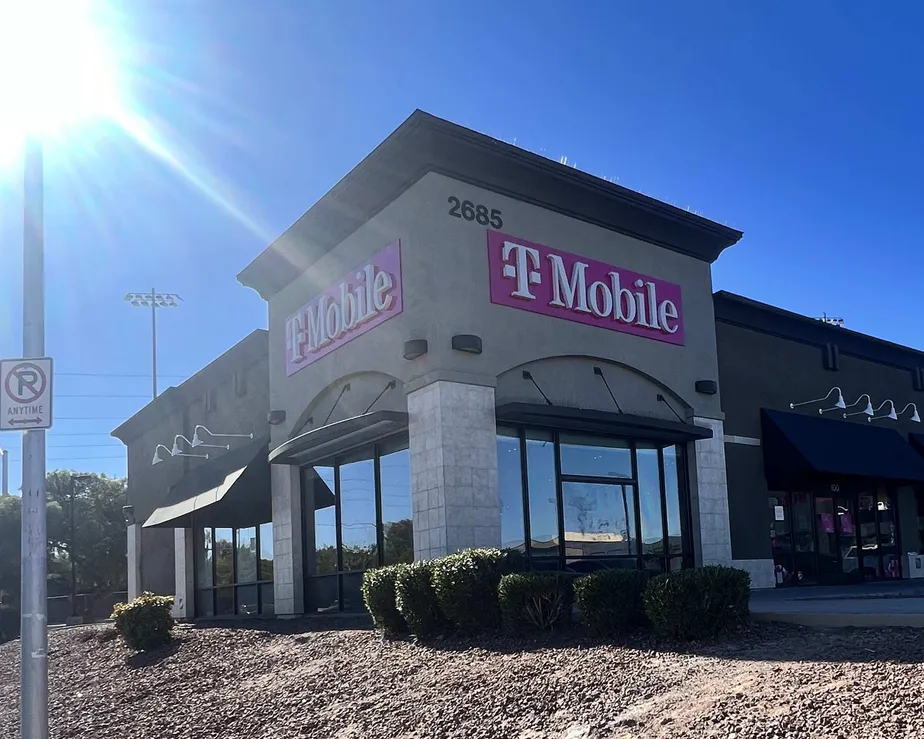 Exterior photo of T-Mobile Store at Eastern & Karen, Las Vegas, NV