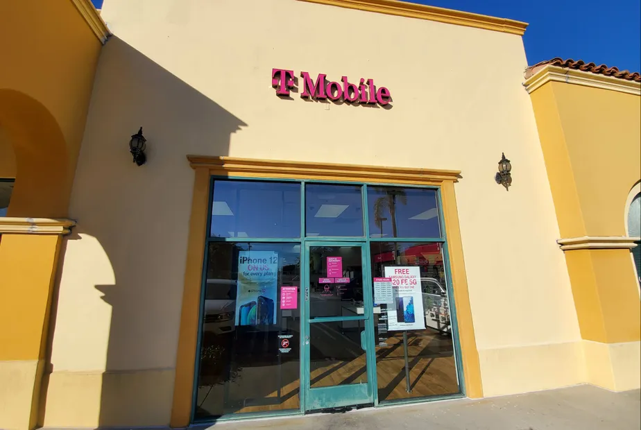 Exterior photo of T-Mobile store at W Carson St & Abalone Ave, Torrance, CA