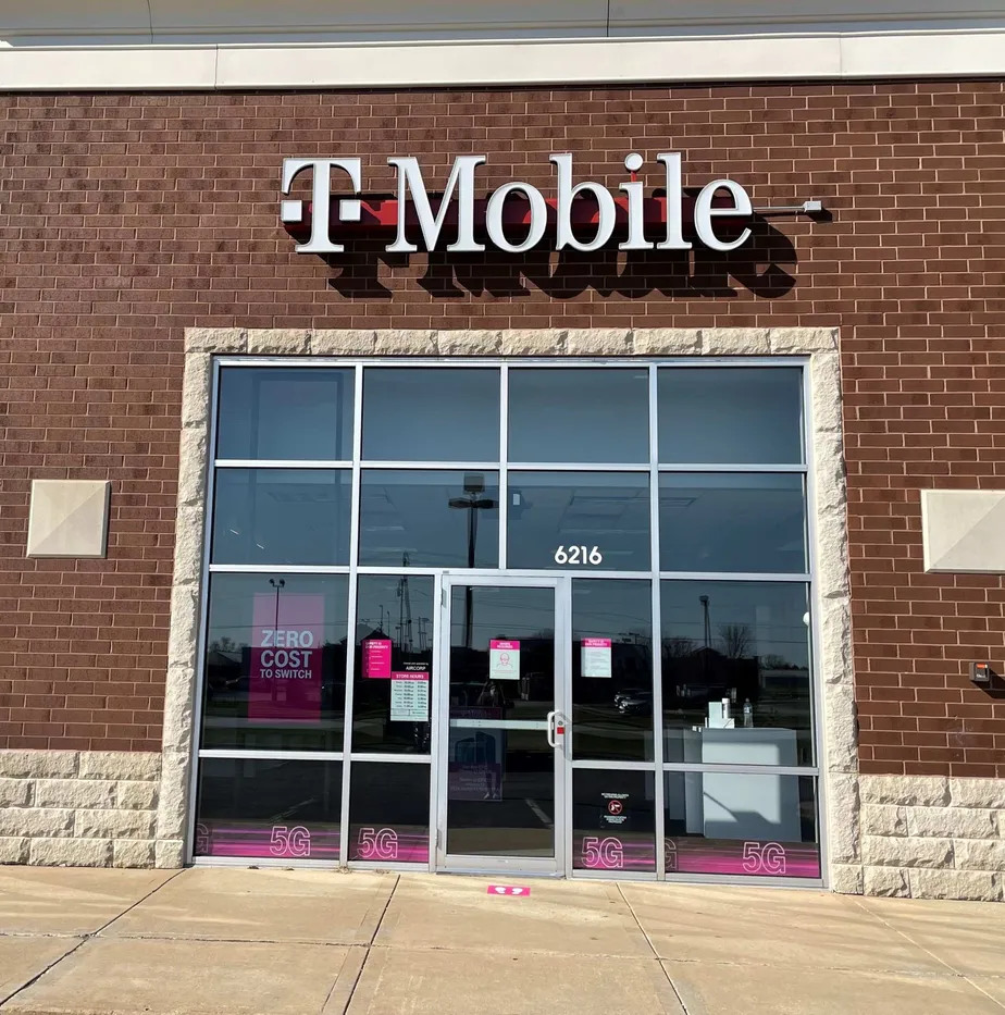  Exterior photo of T-Mobile store at Us Hwy 6 & Augusta Blvd, Portage, IN 