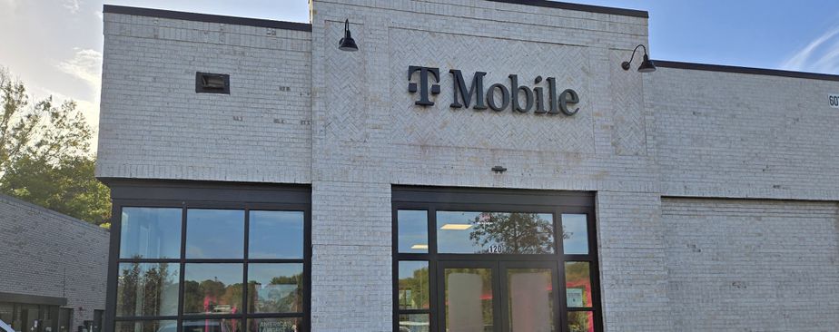 Exterior photo of T-Mobile Store at North Point II, Alpharetta, GA