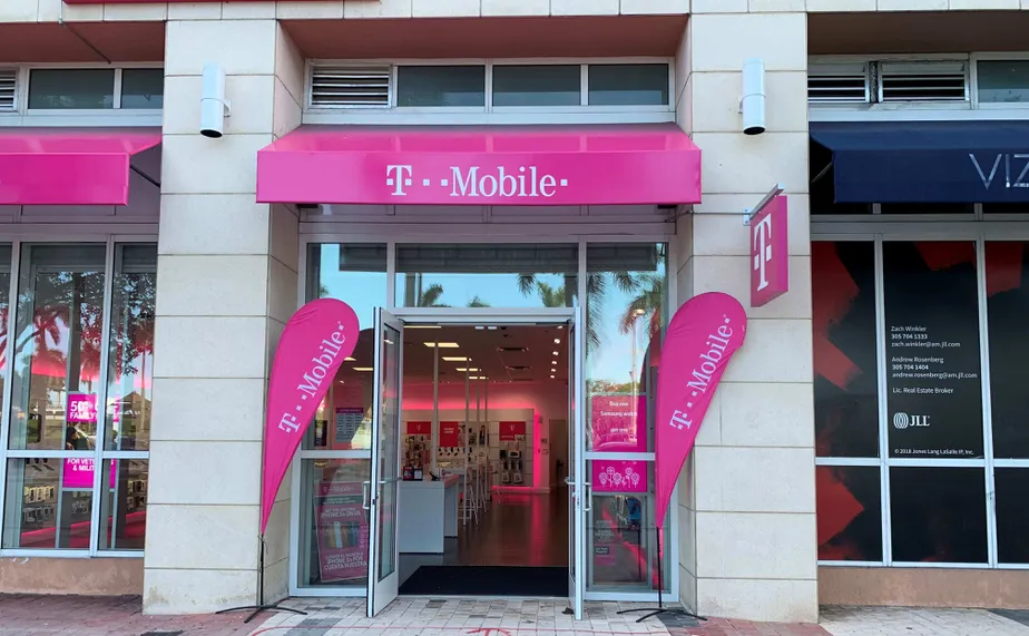 Exterior photo of T-Mobile store at Biscayne Blvd & Ne 2nd Street, Miami, FL