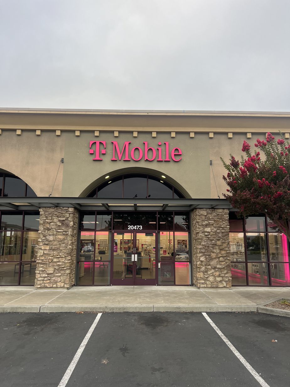 Exterior photo of T-Mobile Store at Hesperian & A St, Hayward, CA